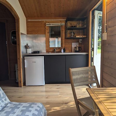The Bee - Trekkershuts & Apartment Opperdoes Extérieur photo