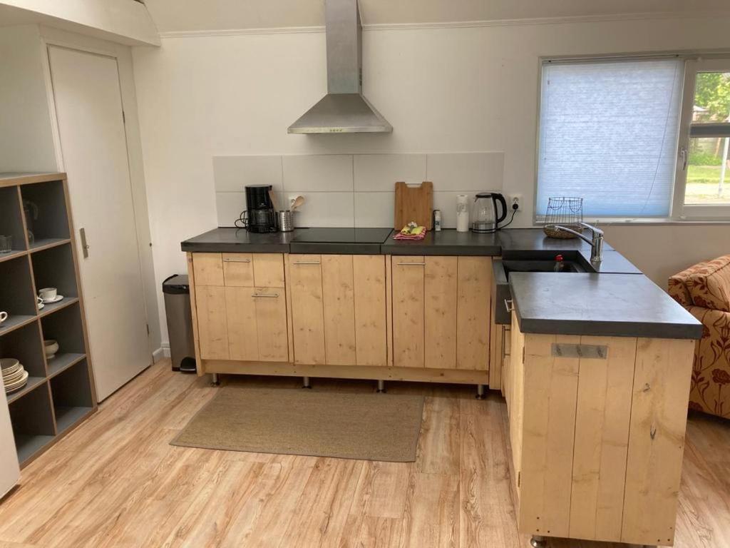 The Bee - Trekkershuts & Apartment Opperdoes Extérieur photo