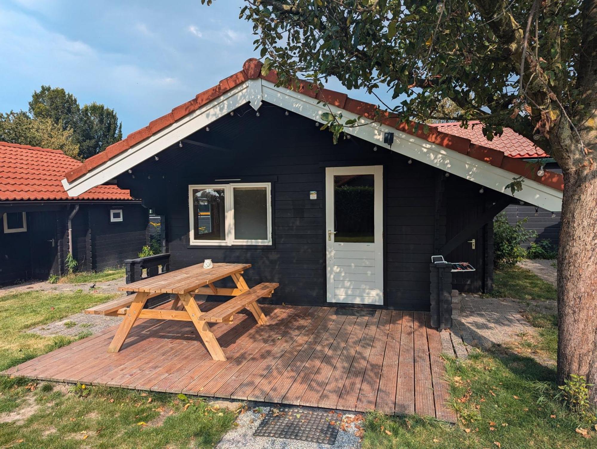 The Bee - Trekkershuts & Apartment Opperdoes Extérieur photo