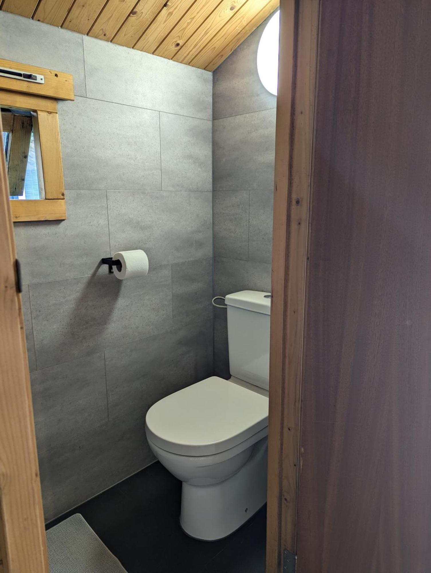 The Bee - Trekkershuts & Apartment Opperdoes Extérieur photo